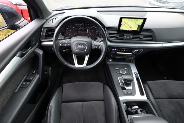 Audi Q5 sport 45 TFSI S-tronic quattro Nav PDC eHk 