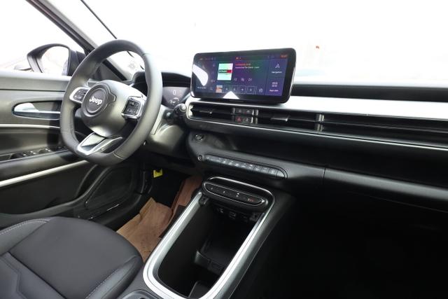 Jeep Avenger Summit MHEV Pano Leder Nav JBL 18Z 