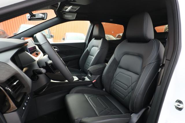 Nissan Qashqai N-DESIGN AT Leder Pano LM20 HUD eHK SHZ 