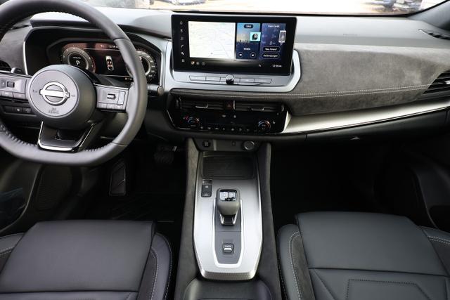 Qashqai N-DESIGN AT Leder Pano LM20 HUD eHK SHZ 