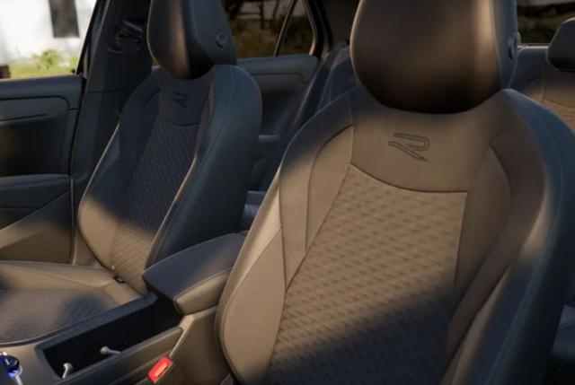 Volkswagen T-Roc R-Line DSG neuMod Pano Nav eHk LM18Z 3JGar 