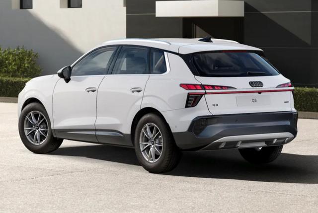 Audi Q3 neuesMod Tech LED+ KlimaP Keyless ACC Kamera 