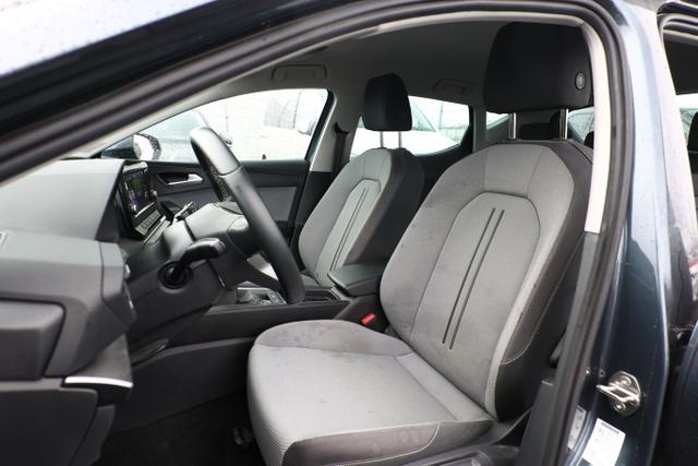 Seat Leon Style 1.0 TSI 110 LED SHZ LM18Z FullLi PDC 