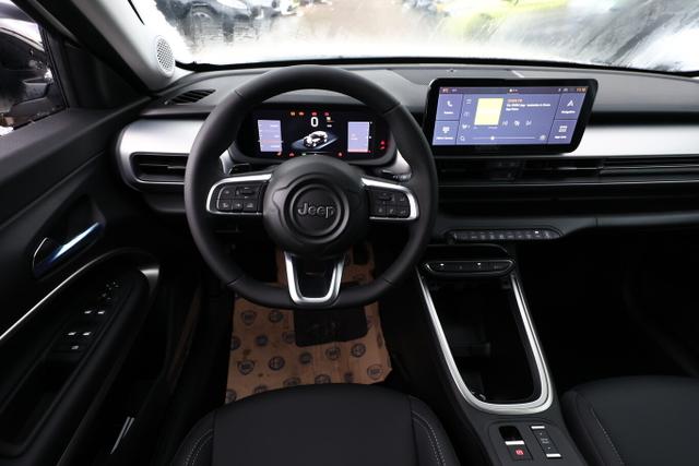 Jeep Avenger Summit MHEV Pano Leder Nav JBL 18Z 