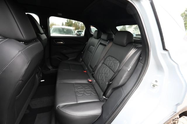 Nissan Qashqai AT 4x4 Tekna Pano HUD eHk SHZ ACC Keyl 