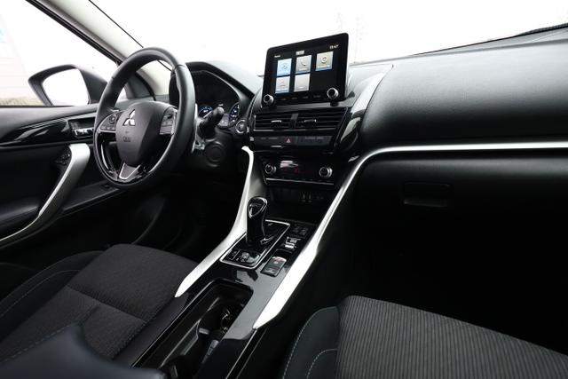 Mitsubishi Eclipse Cross 2.4 MIVEC 188 CVT 4WD SHZ Kam 18Z 