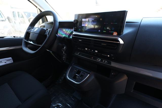 Traveller Active L2 AT 9S KlimaP AHK ACC SHZ LED 