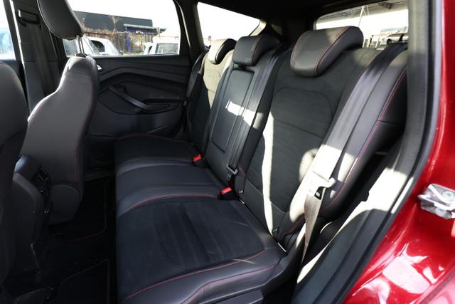 Ford Kuga ST-Line 2.0 TDCi 180 Aut. 4x4 Pano AHK ACC 