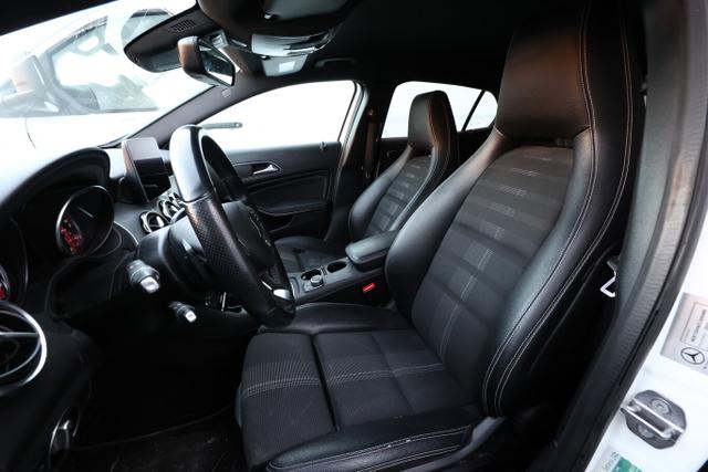 Mercedes-Benz GLA Urban 200 DCT KeyL eHK Nav Kam SHZ PrivG 18Z 