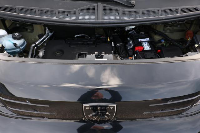 Peugeot Expert Kombi L3 AT 9S LED AHK PrivG 2xKlima Nav 
