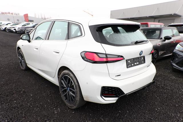 BMW 2er Coup&eacute; M Sport 225e Active Tourer Aut. xDrive PDC SHZ 