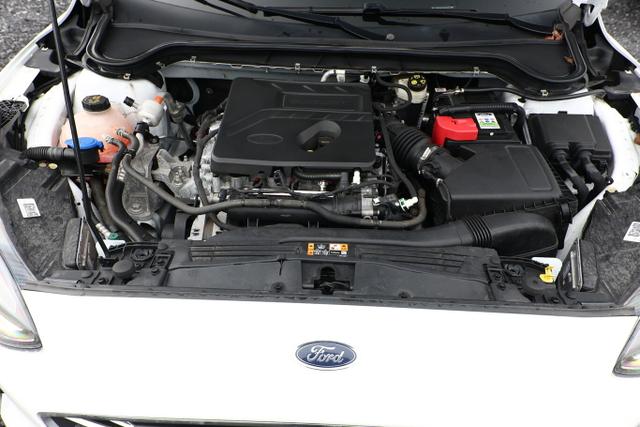 Ford Focus Titanium 1.5 EcoBoost 150 Aut. Nav LED SHZ 