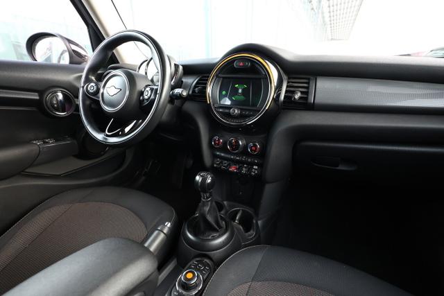 MINI Cooper D 116 Pepper LED Nav PDC SHZ DCC LM16Z 