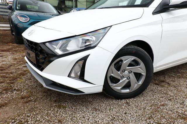 Hyundai i20 Select DCT MY26 Nav Kam PDC Klima Temp CarP 