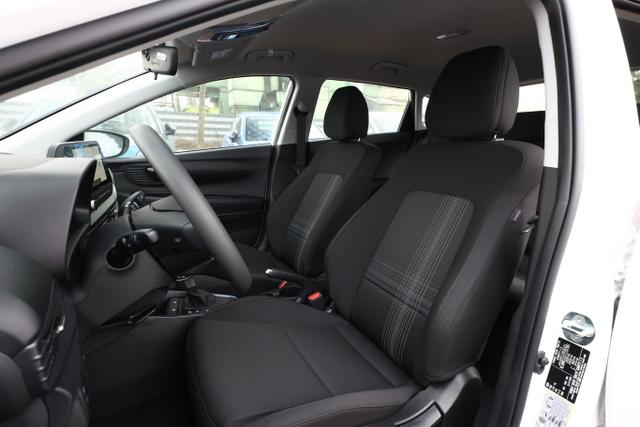 Hyundai i20 Select DCT MY26 Nav Kam PDC Klima Temp CarP 