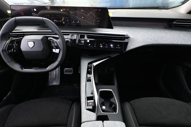 Peugeot 5008 GT Hybrid Pano KomfortP eHK Nav ACC SHZ BT 