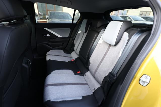 Astra Elegance PHEV Nav ACC Keyl Kam PrivG 17Z 