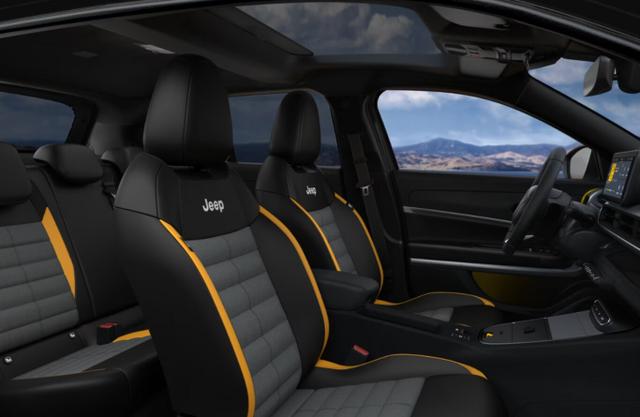 Jeep Avenger The North Face Pano Nav eHK KAM SHZ KeyL 