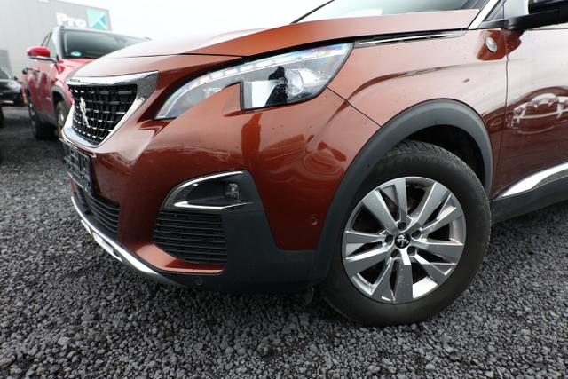 Peugeot 3008 Crossway 1.2 PureTech 130 Aut. LED Nav eHk 