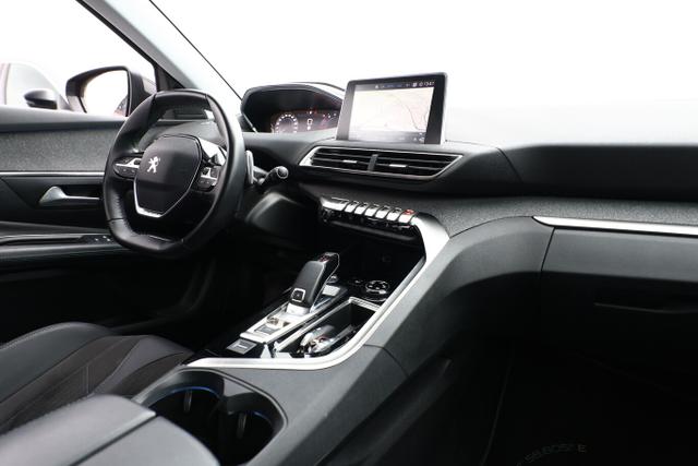 Peugeot 3008 Crossway 1.2 PureTech 130 Aut. LED Nav eHk 