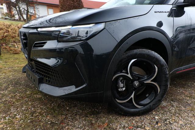 Alfa Romeo Junior Speciale Ibrida Nav LED LM18 elektr.Heckkl ACC SHZ 