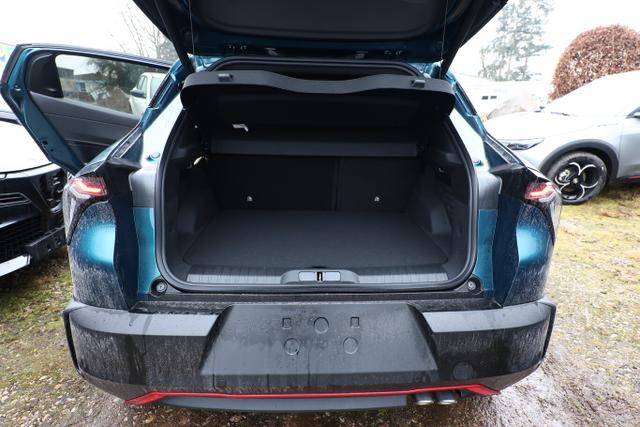 Junior Speciale Ibrida Nav LED LM18 elektr.Heckkl ACC SHZ 