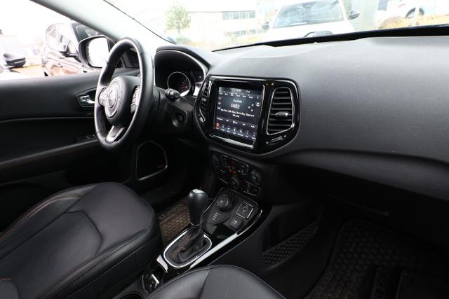 Jeep Compass Limited 4WD 1.4 MultiAir 170 Aut. Leder 