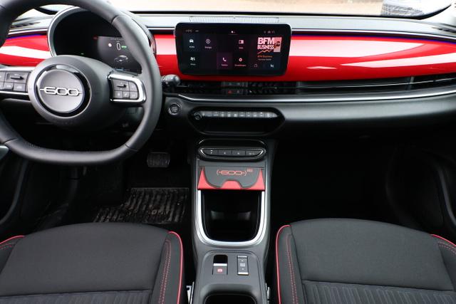 600e RED 54kWh 11kW-OBC CarPlay W&auml;rmepumpe PDC 