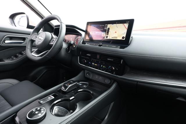 Nissan X-Trail Tekna e-4ORCE Pano Bose Nappa ACC SHZ 