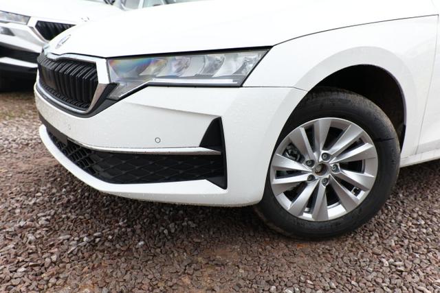 Skoda Octavia Combi Selection DSG Selec Nav13" ACC SpurW Key Kam 