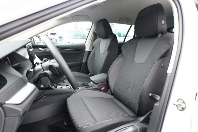 Skoda Octavia Combi Selection DSG Selec Nav13" ACC SpurW Key Kam 