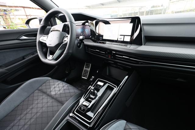 Volkswagen Golf R-Line 8 1.5 eTSI 150 DSG LED+ Nav SHZ LM18 