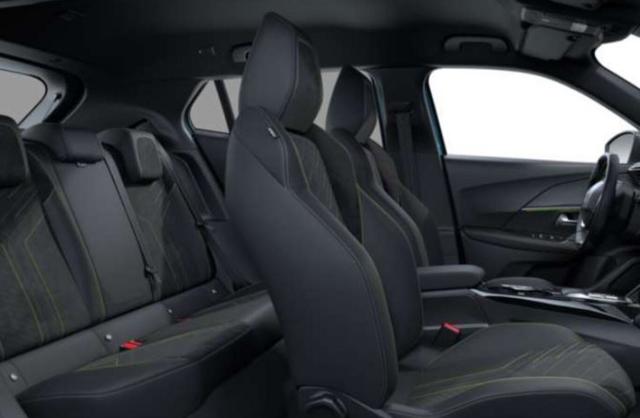 Peugeot 2008 GT 54 kWh Alcantara 11kW-OBC Nav ACC 360&deg; 