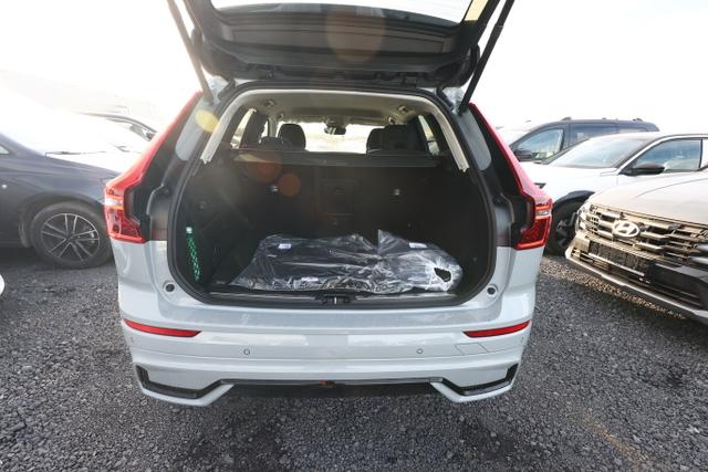 XC60 Plus Dark T6 AWD AHK 360&deg; H/K ACC WinterP 