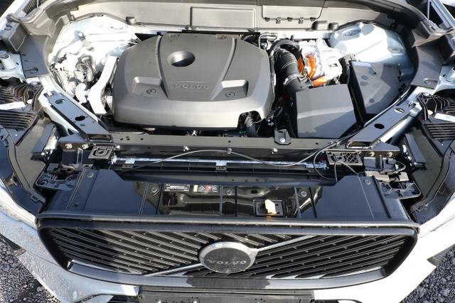 XC60 Plus Dark T6 AWD AHK 360&deg; H/K ACC WinterP 