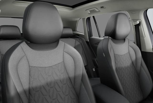 Volkswagen Tiguan DSG LED+ Pano IQ.DRIVE LM18Z SHZ 5JGar 