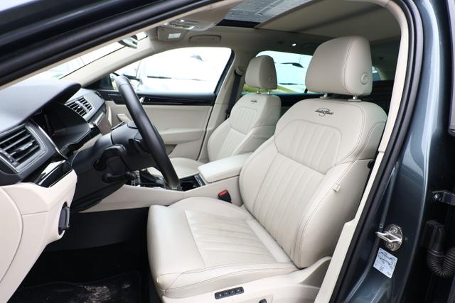 Skoda Superb Combi Laurin&Klement 1.5 TSI 150 DSG L&K Pano Nav ACC 