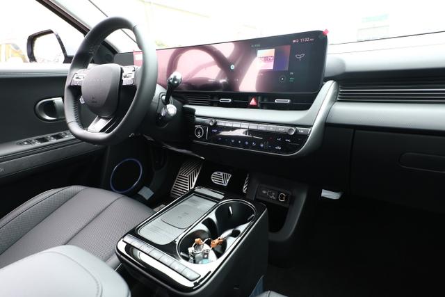 IONIQ 5 Uniq 84kWh MY26 Pano RelaxP 360Kam Bose 