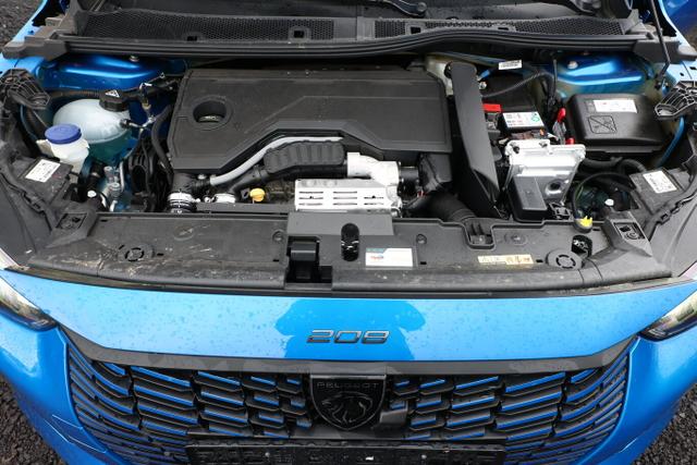 Peugeot 208 Allure Hybrid Nav 360&deg; 2xPDC CarP LED PrivG 