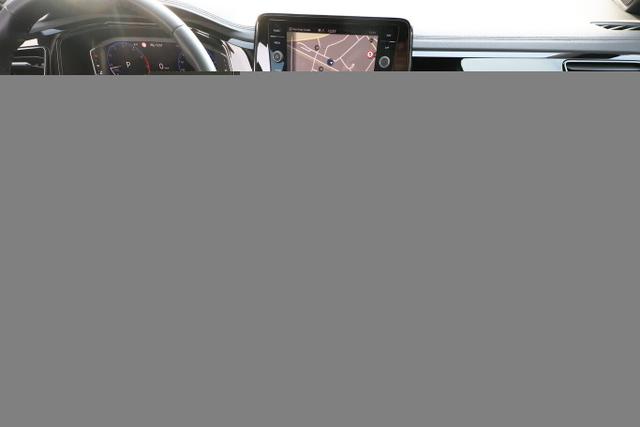 Volkswagen T-Roc Style 150 DSG BlackP Matrix Nav EHK IQDriv 