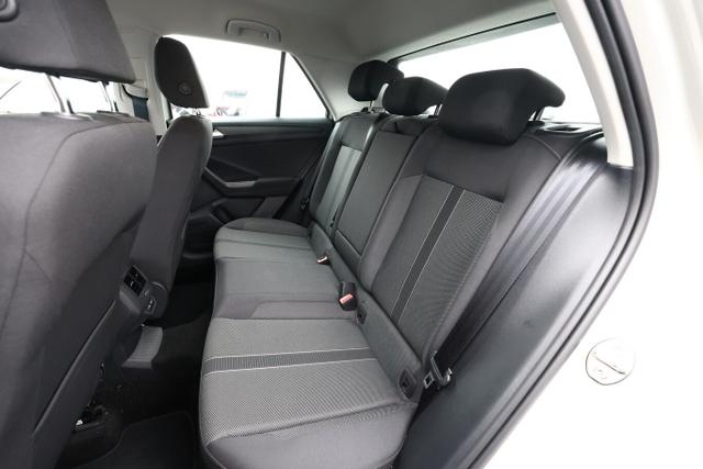 Volkswagen T-Roc Life 1.5 TSI 150 LED ParkAs ACC SHZ DigCo 