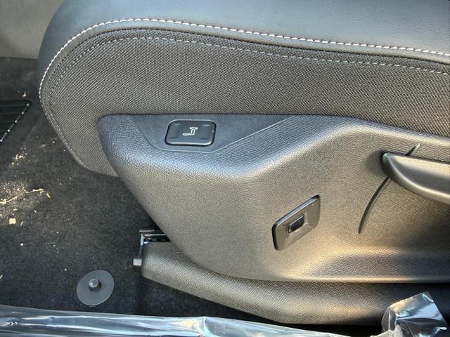 Peugeot 3008 Allure Hybrid ACC 21"-HD SHZ AWR 360&deg; Nav 