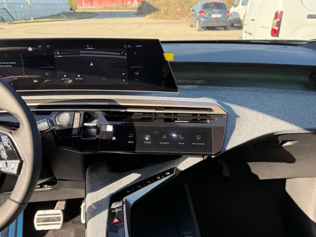 Peugeot 3008 GT Hybrid 360&deg; Nav RCTA ACC SHZ Keyl Alarm 