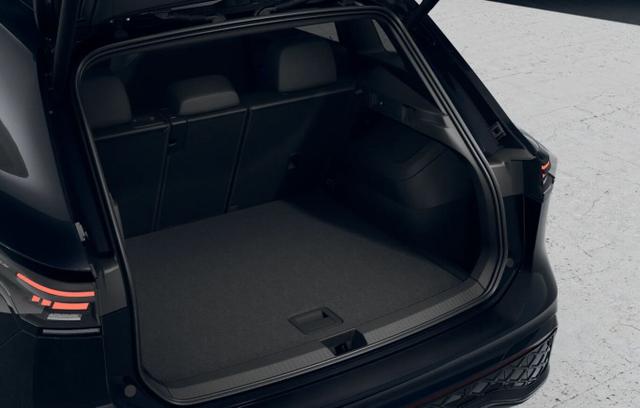 Volkswagen Tiguan R-Line 4M Pano Nav AHK Matrix LM20Z PrivG 