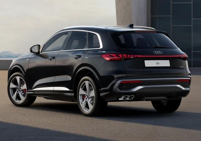 Audi Q5 S line 2xS neuModell Tech Leder Pano PrivG LED+ 