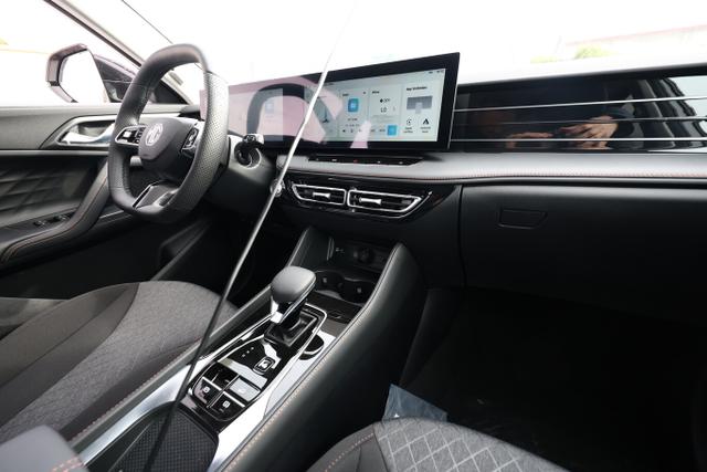 MG HS Comfort HEV+ ACC TotW Kam Nav LED Keyl 19Z 