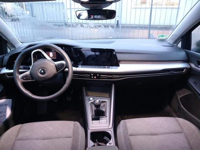 Volkswagen Golf LIFE VIII 1.5 TSI 130 LED PDC Nav AppCo ACC 