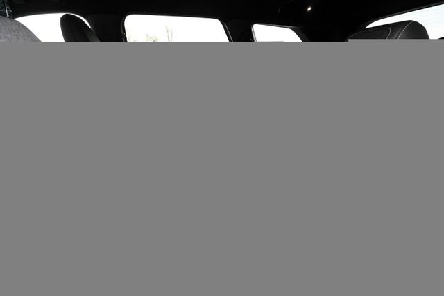 Peugeot 5008 GT Hybrid Pano KomfortP 360&deg; ACC Nav Totw 