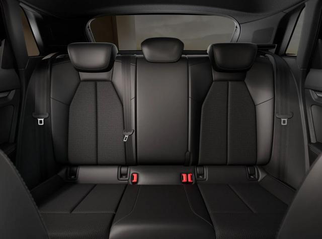 Audi A3 Sportback S line Sportb quatt 2xS LED Nav Leder 18Z PrivG 