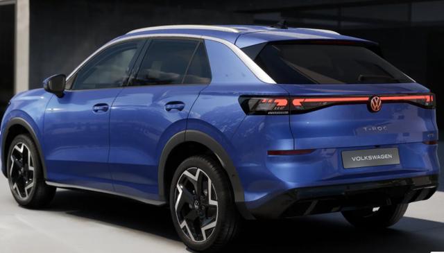 Volkswagen T-Roc R-Line LED+ eHK Kam SHZ PrivG 5JGar ParkAs 